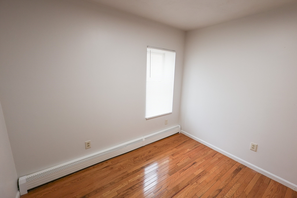 61 Saint James St, Roxbury