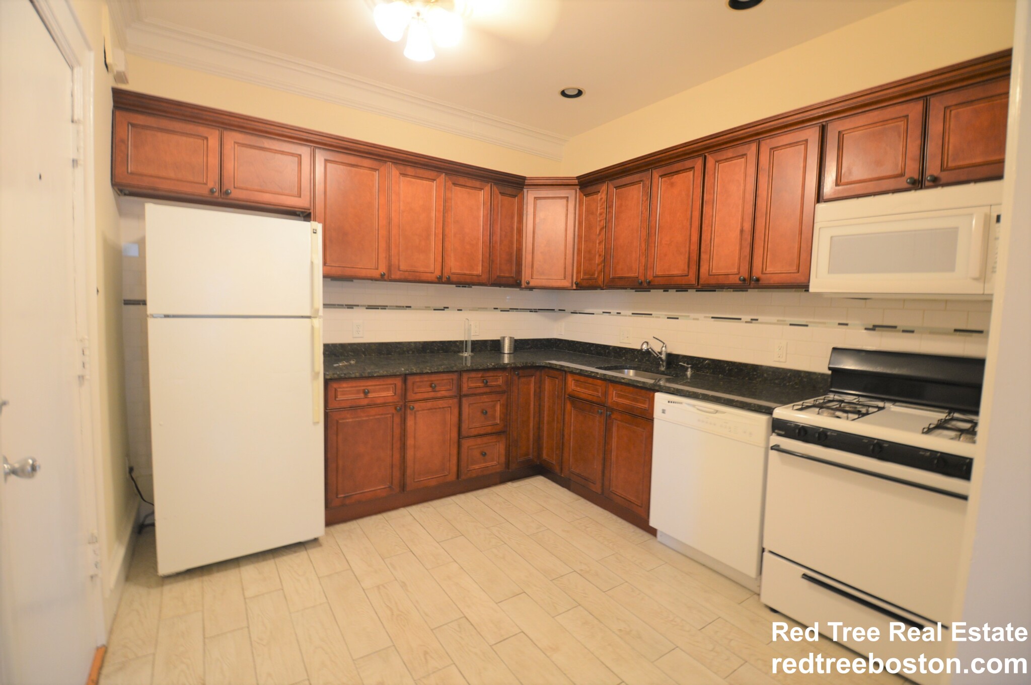 21 Park Vale Ave, Allston