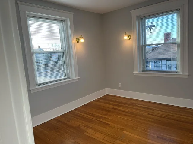 179 Elm St, Davis Square
