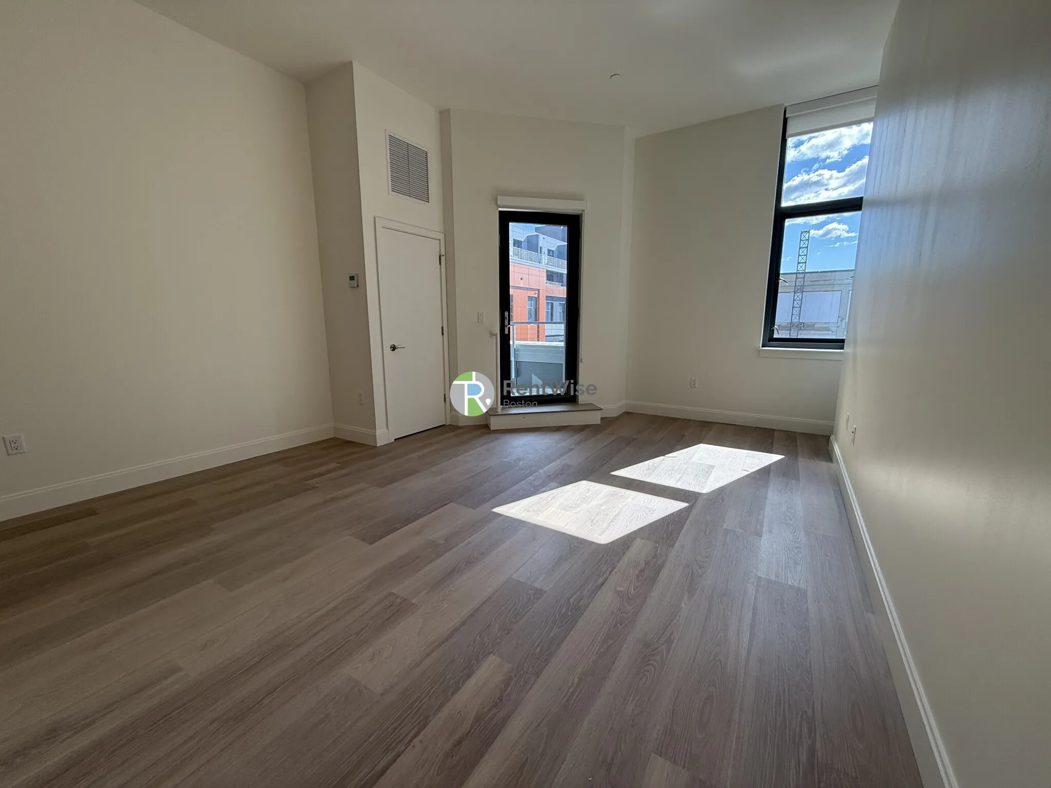 1079 Commonwealth Ave, Allston