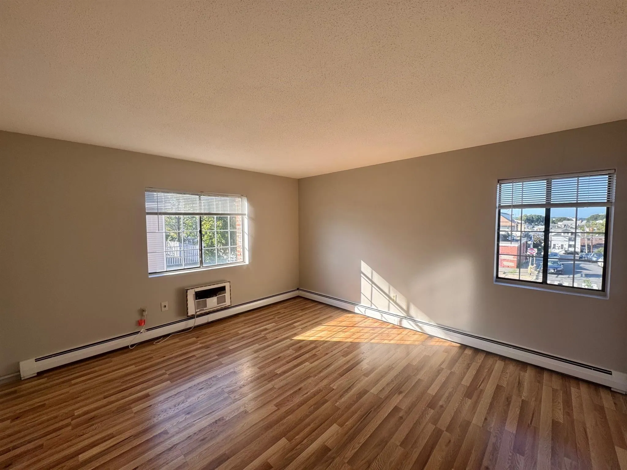 474 Broadway, Magoun Square