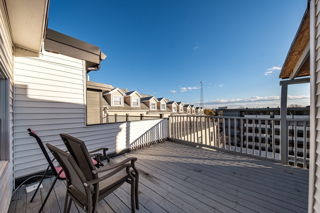 351 East 8th St, South Boston