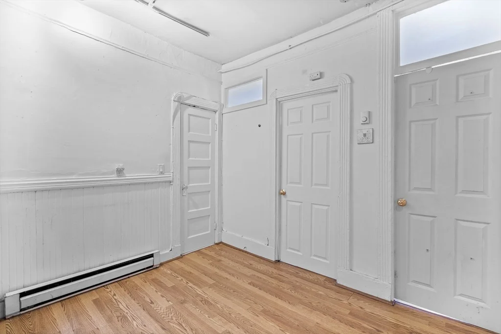 48 Revere St, Beacon Hill