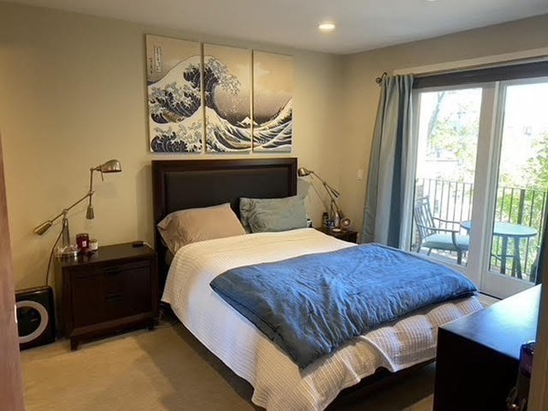 533 Cambridge, Brighton