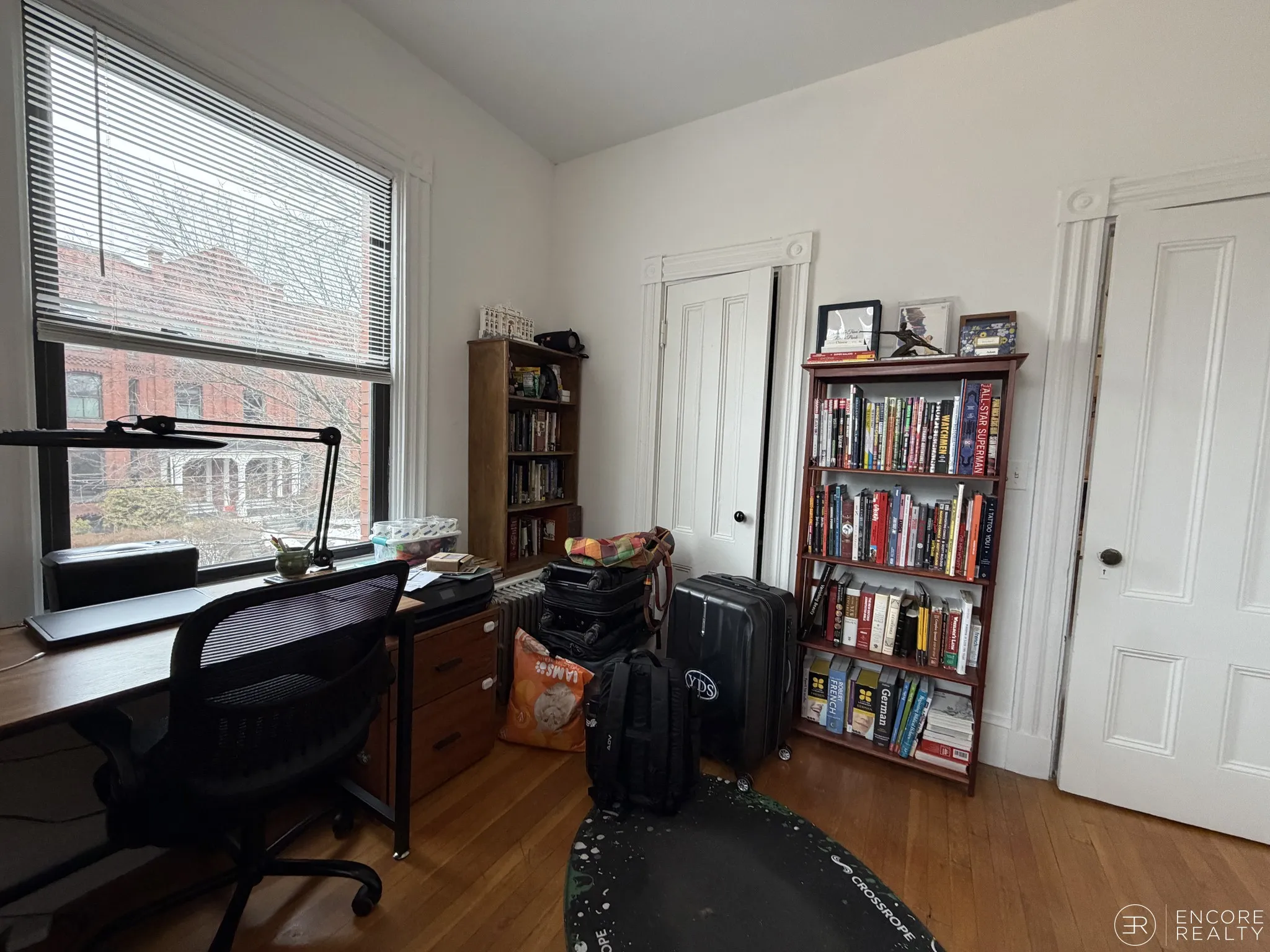 16 Davis Ave, Emerson Gardens