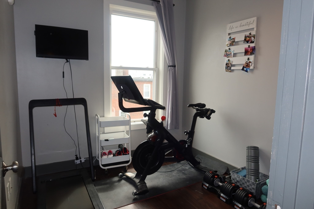 870 E 5th, South Boston