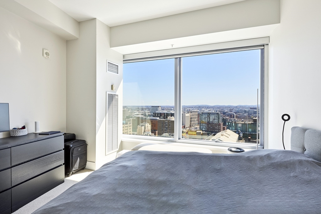 110 Stuart St, Back Bay