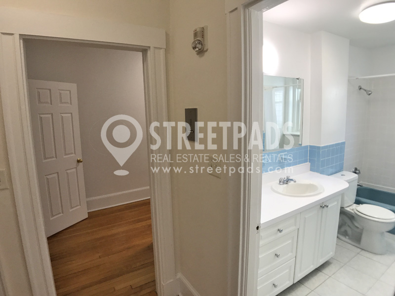 21 Fairbanks St, Griggs Park