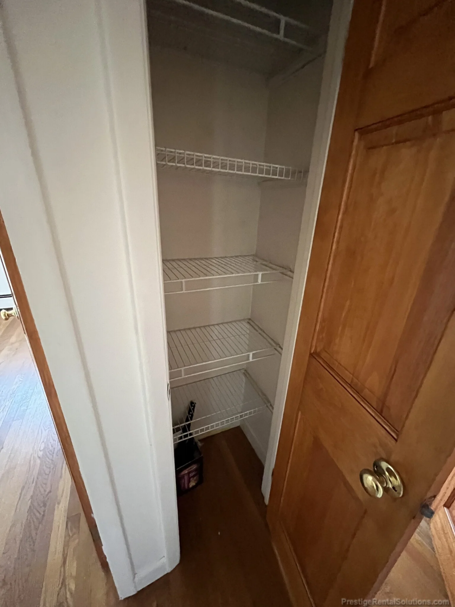 2 Winthrop St, Watertown