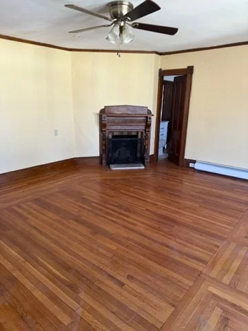 41 E Main St, Ayer