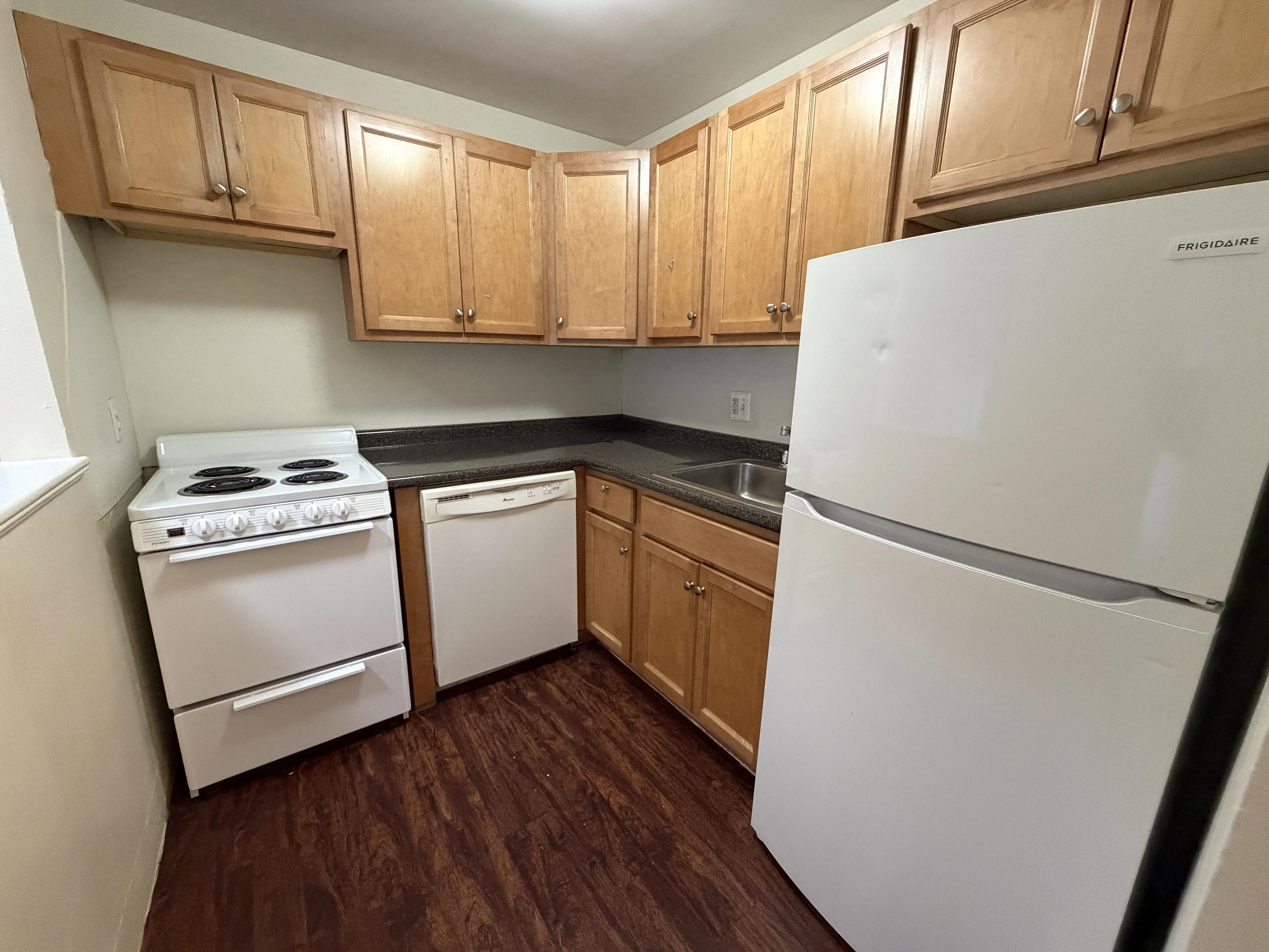 33 Lancaster Ter, Corey Hill