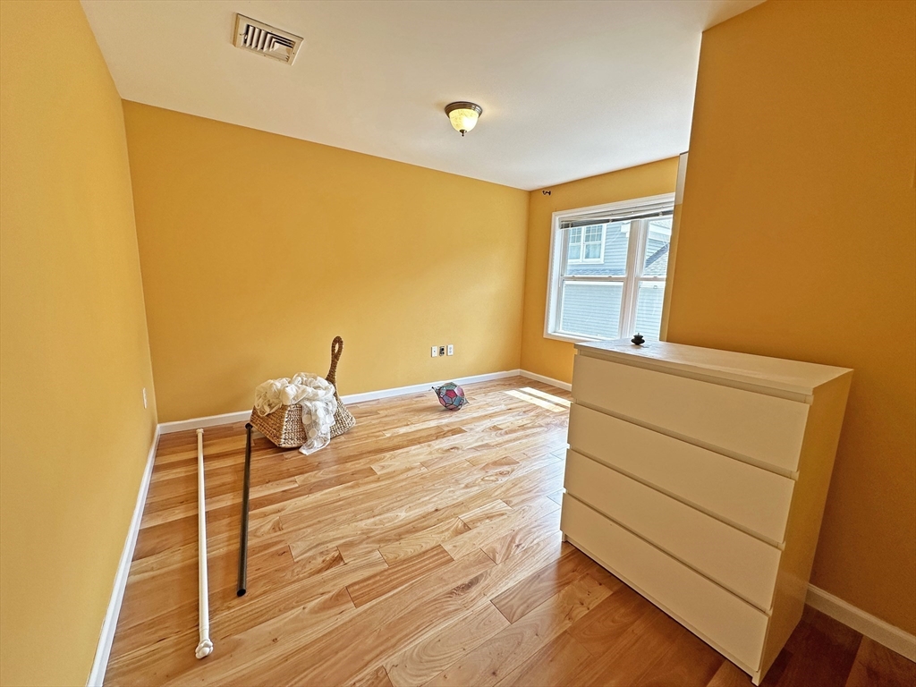 30 Salisbury Rd, Newton Corner