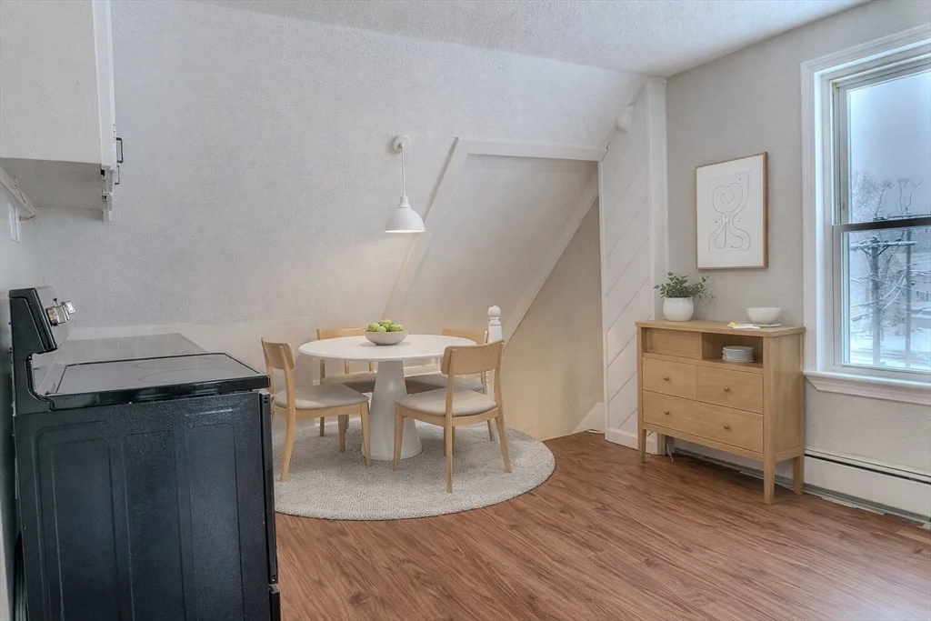 21 John St, Attleboro