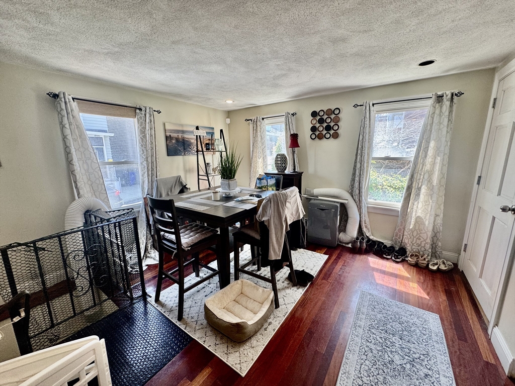 40 Chappie St, Medford Street / The Neck