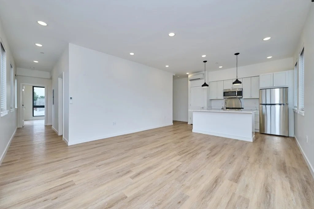 80 Broadway, East Arlington