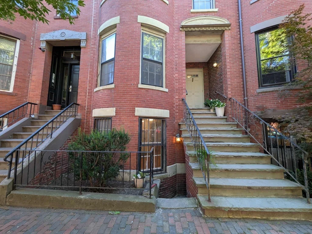 11 Cazenove St, South End