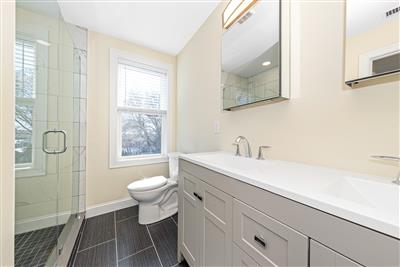 232 Fulton St, Medford