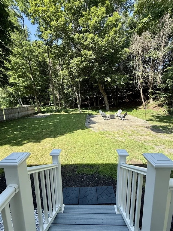 487 Mill St, Worcester