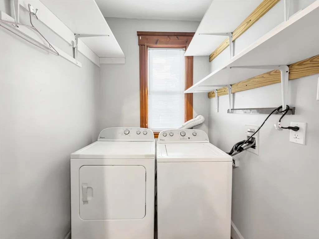 45 Montvale St, Roslindale