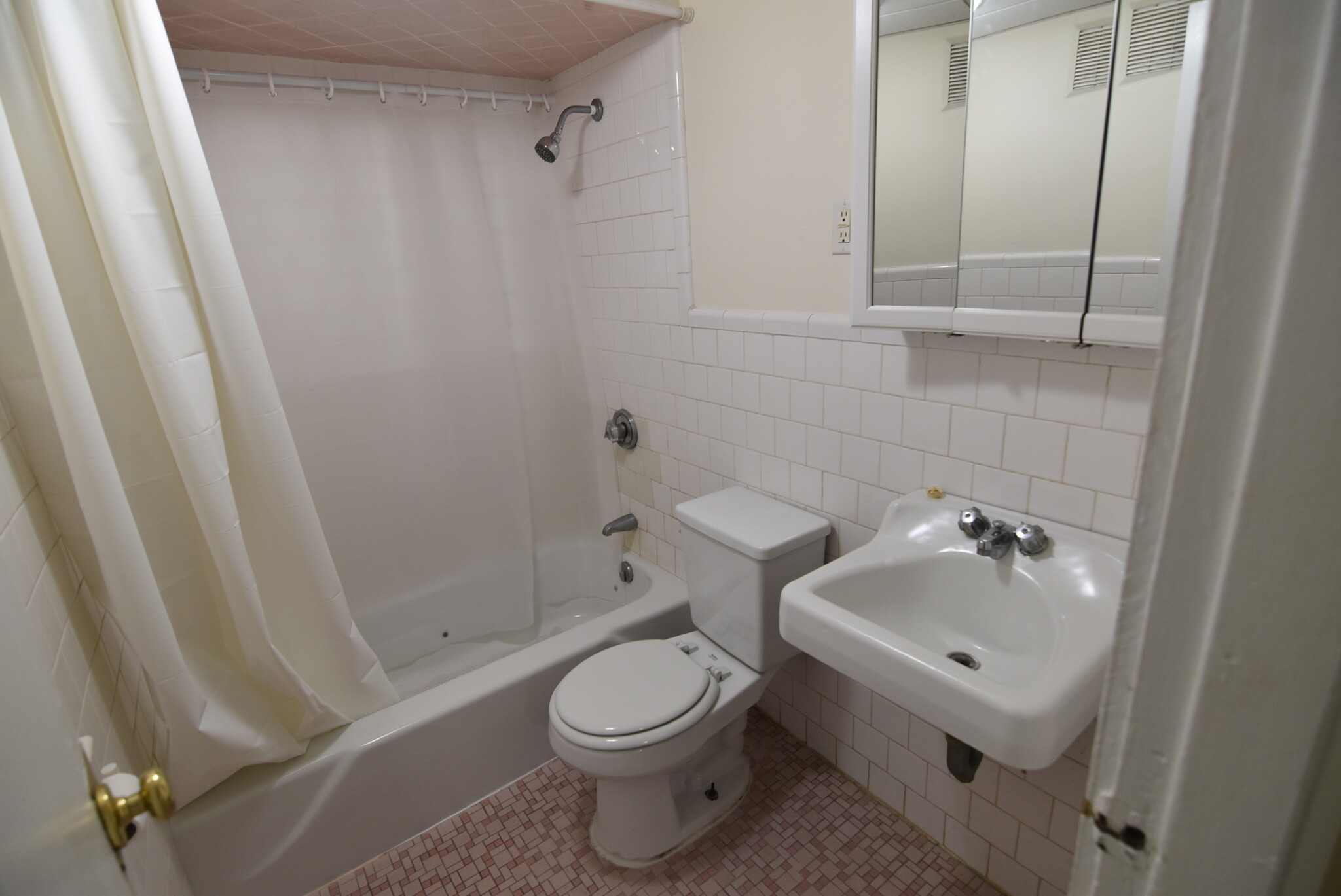 409 Huntington Ave, Fenway