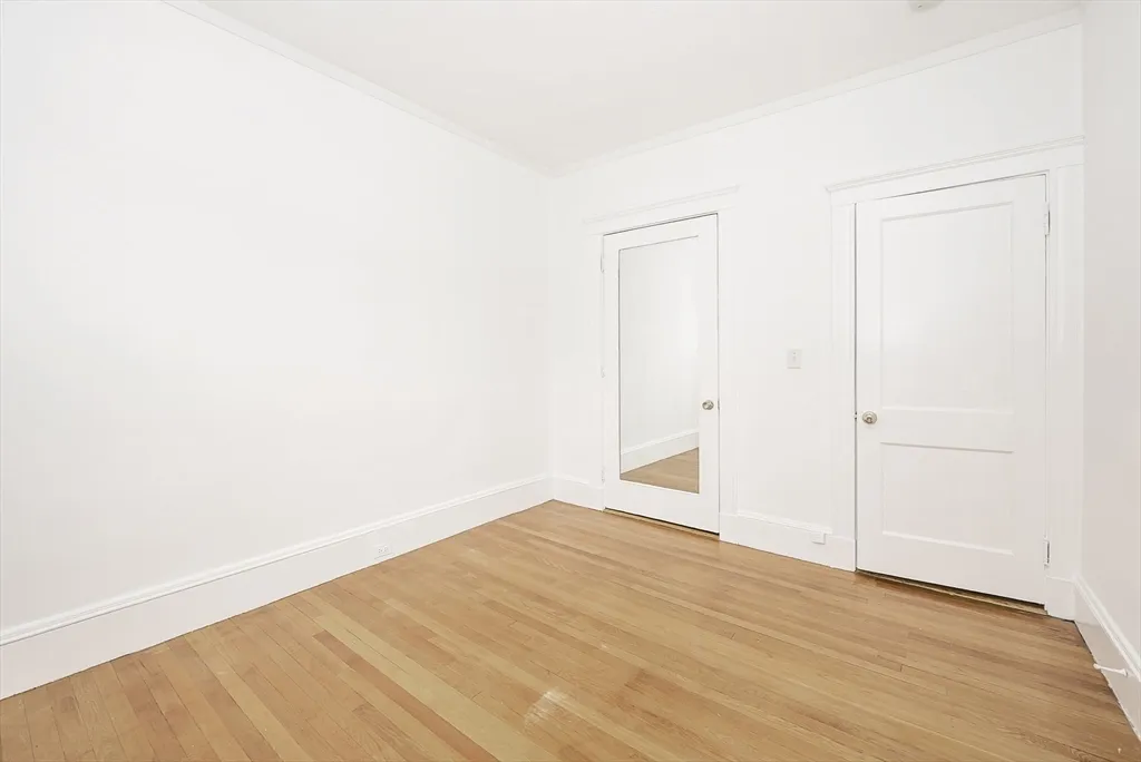 1730 Commonwealth Ave, Brighton