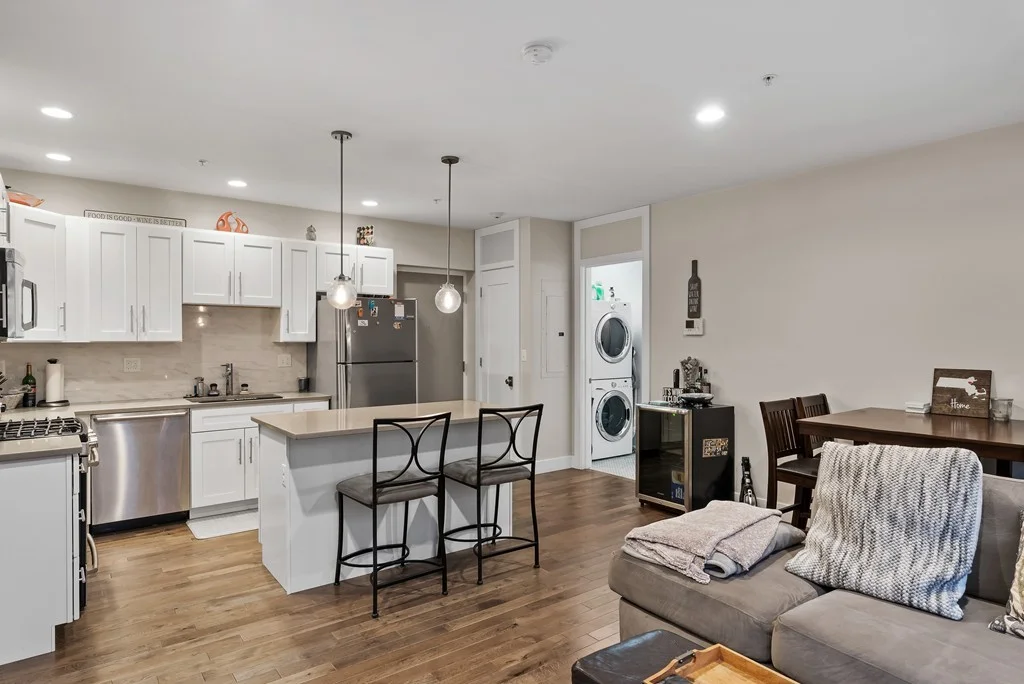 1 Saint Clare Rd, Medford