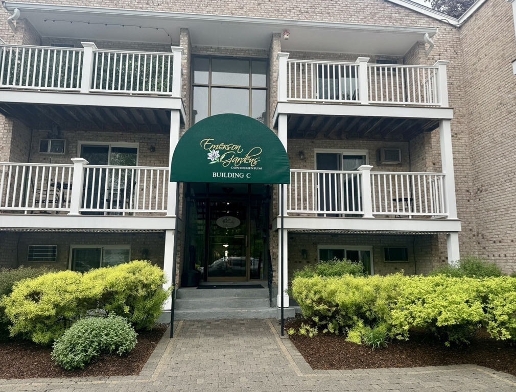 200 Manning St, Hudson