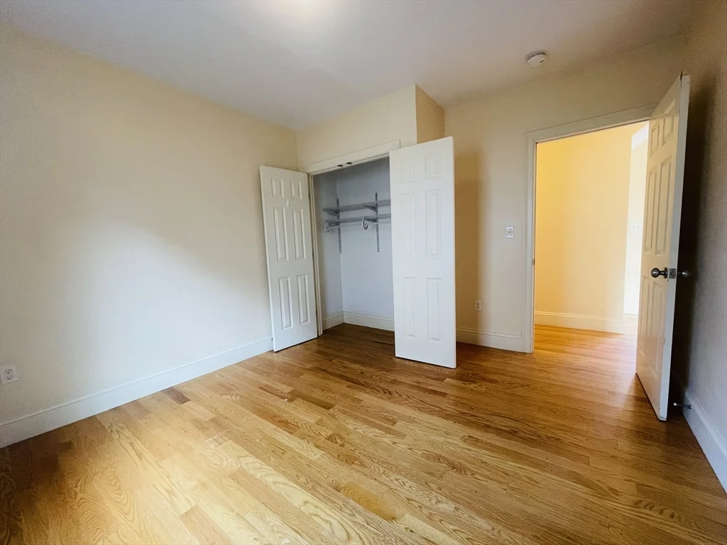 35 Pratt St, Allston