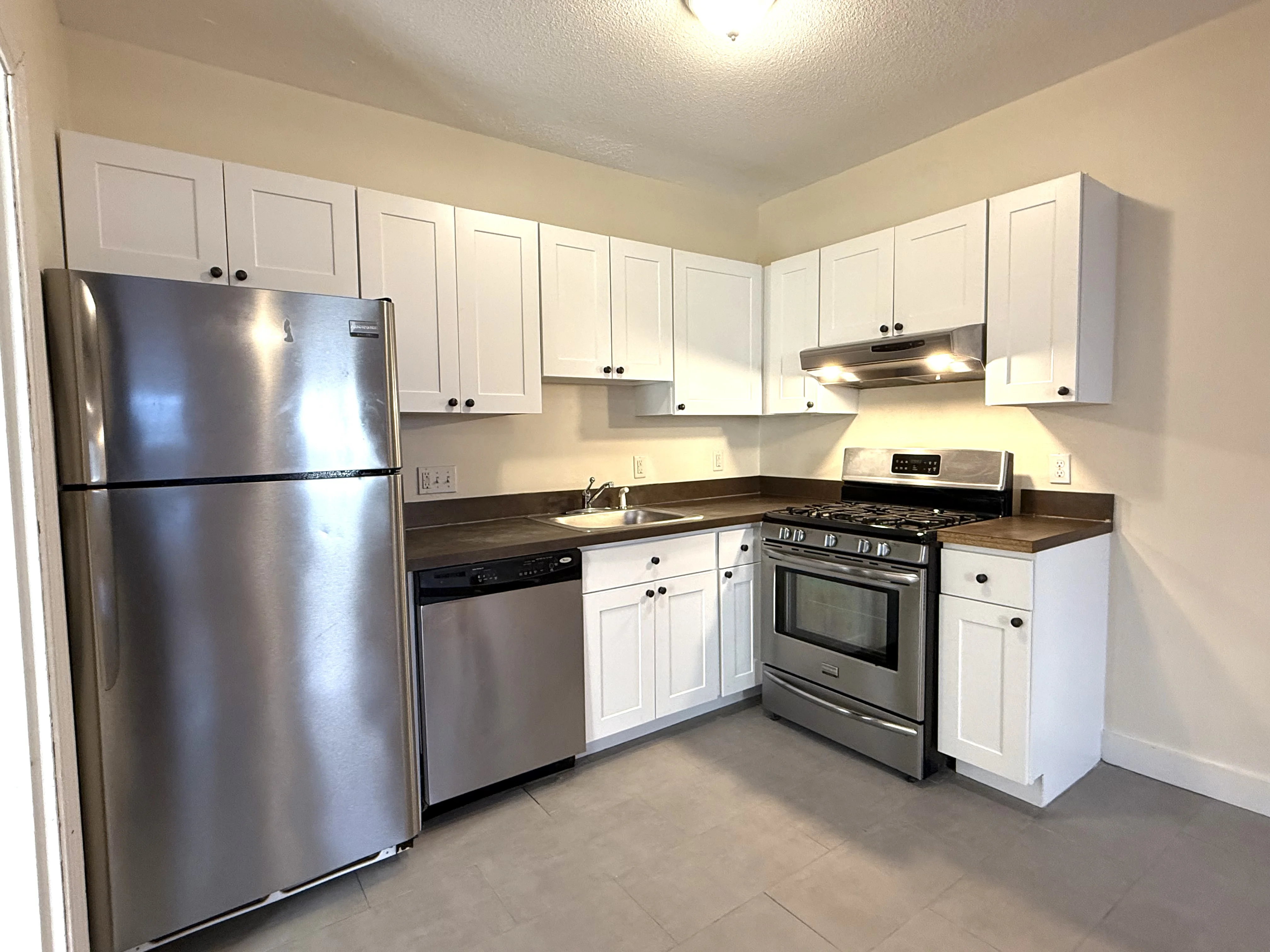 18 Roberts St, Brookline