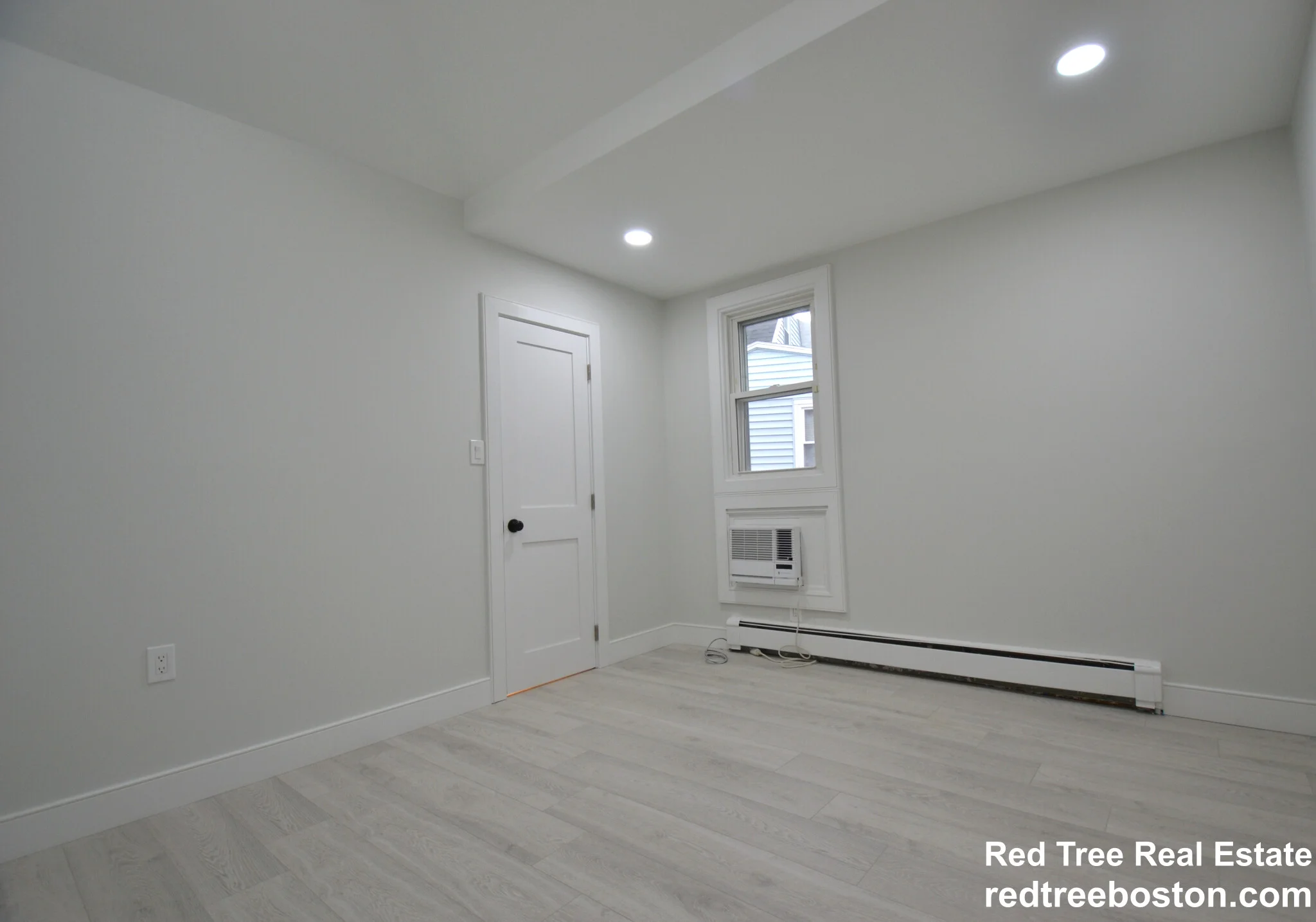 15 Avalon St, Revere