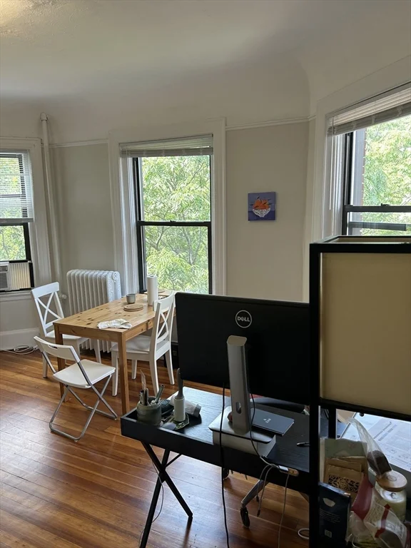 1010 Massachusetts Ave, Riverside