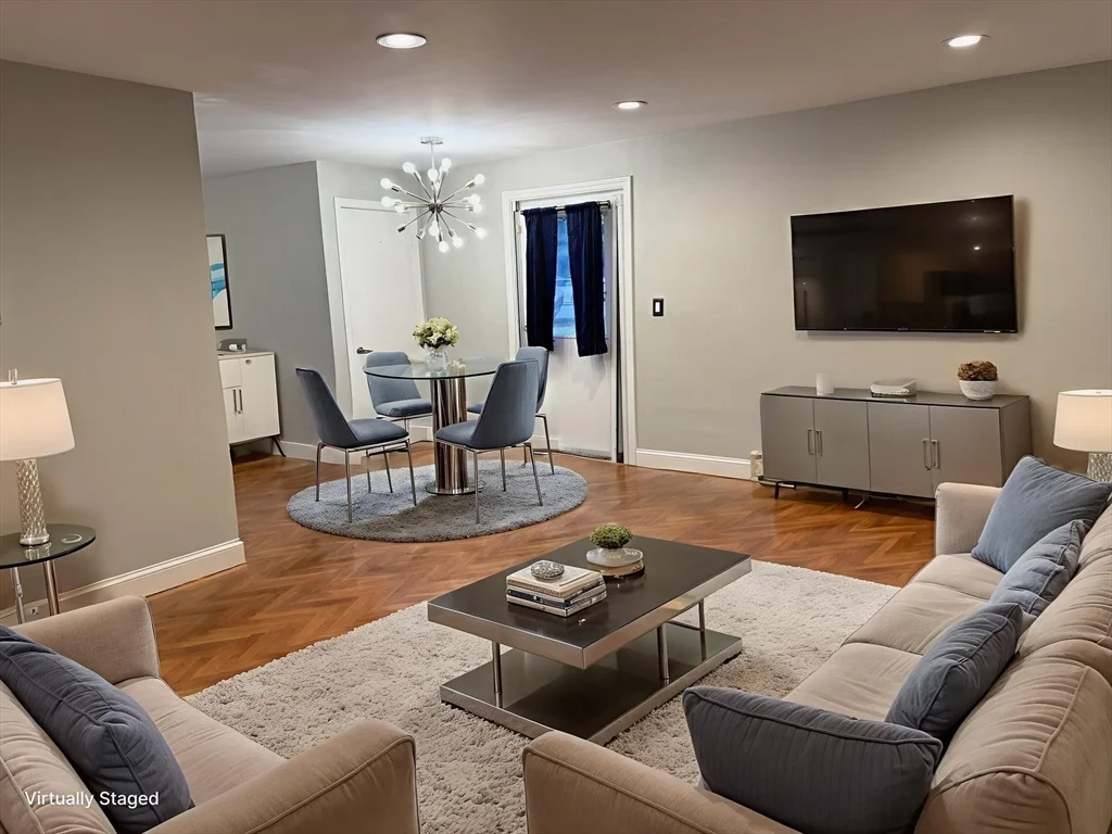 180 Main St, Bridgewater