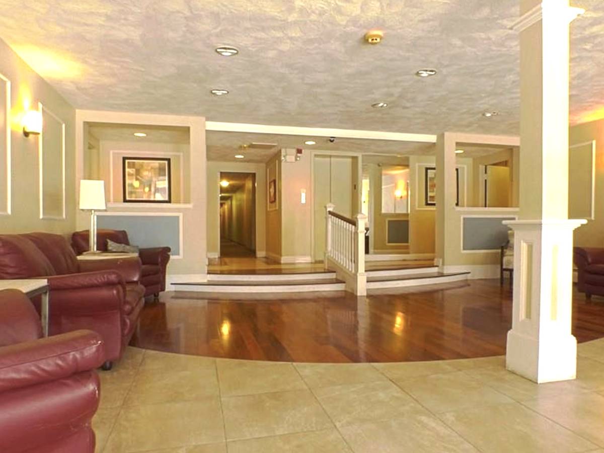 50 Green, Coolidge Corner