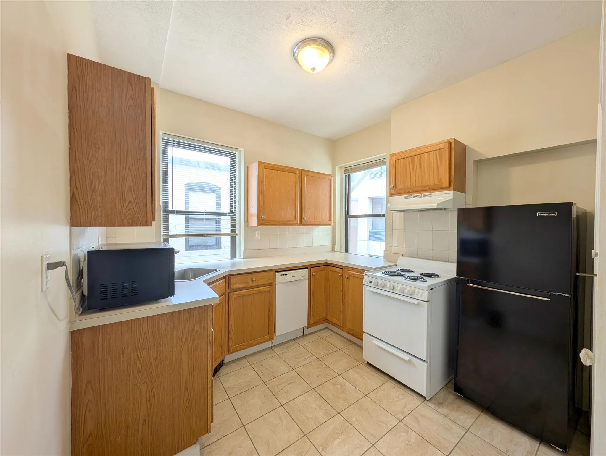 77 Hancock St, Mid-Cambridge