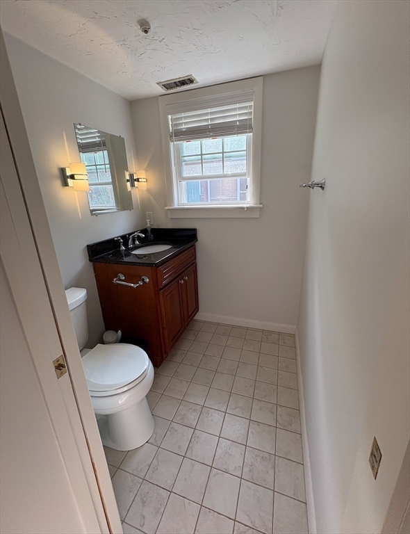 72 Ethyl Way, Stoughton