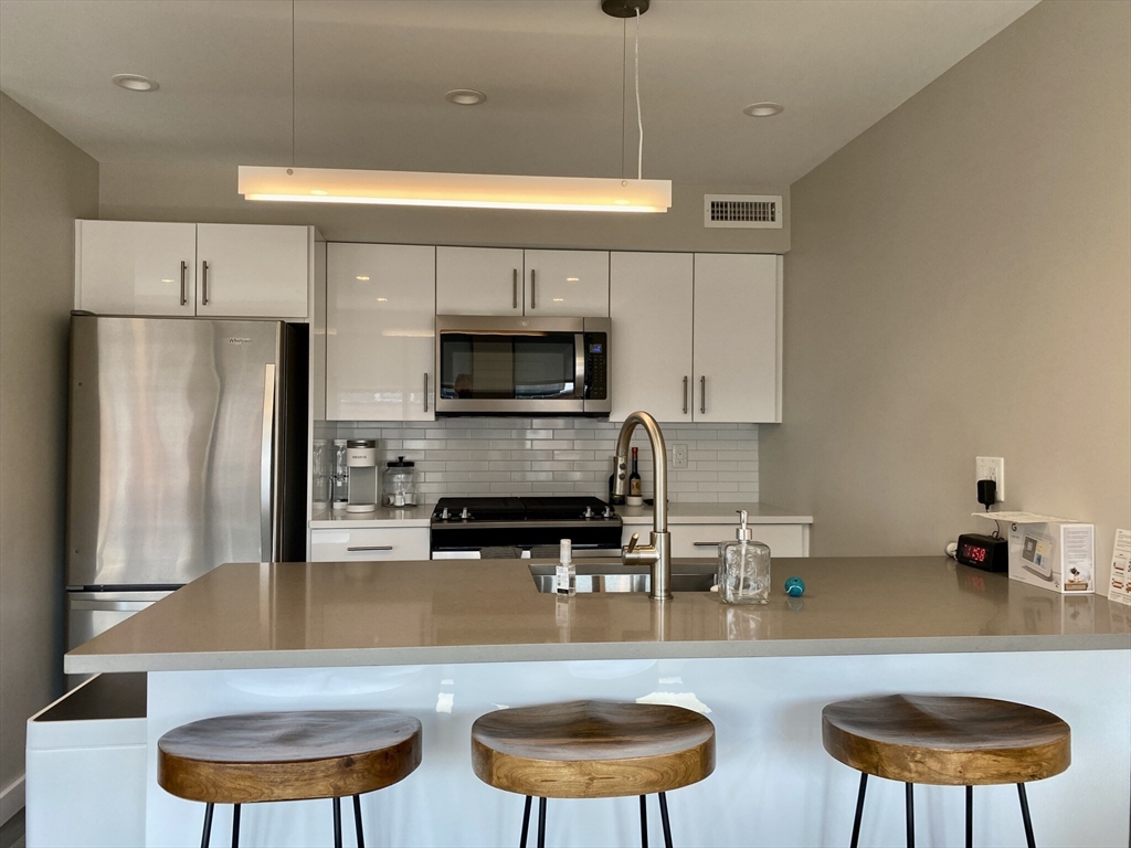 244 Hanover St, North End