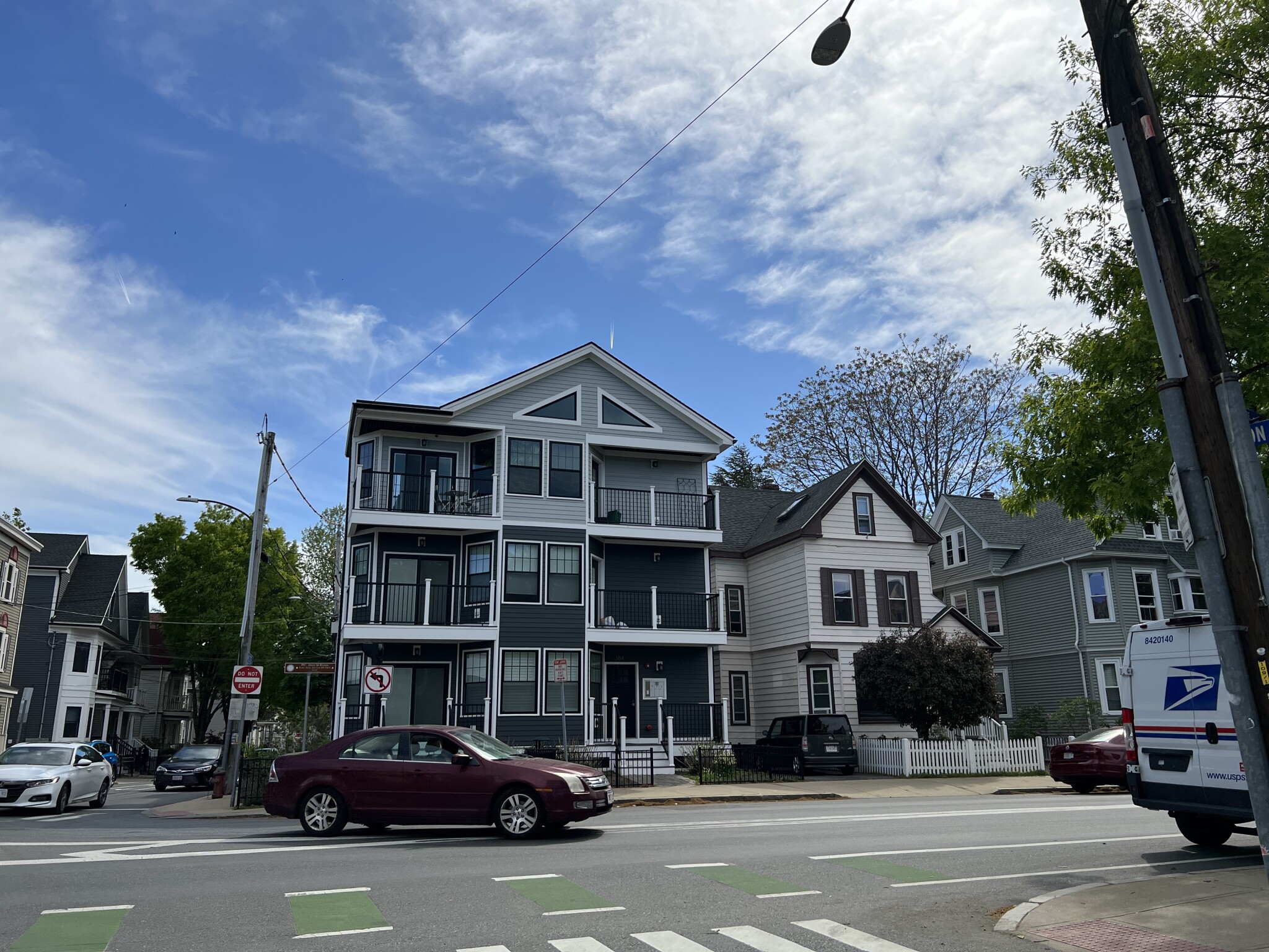 24 Ellington Rd, Powder House Square