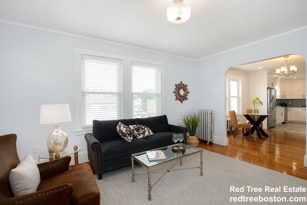 29 Strathmore Rd, Medford