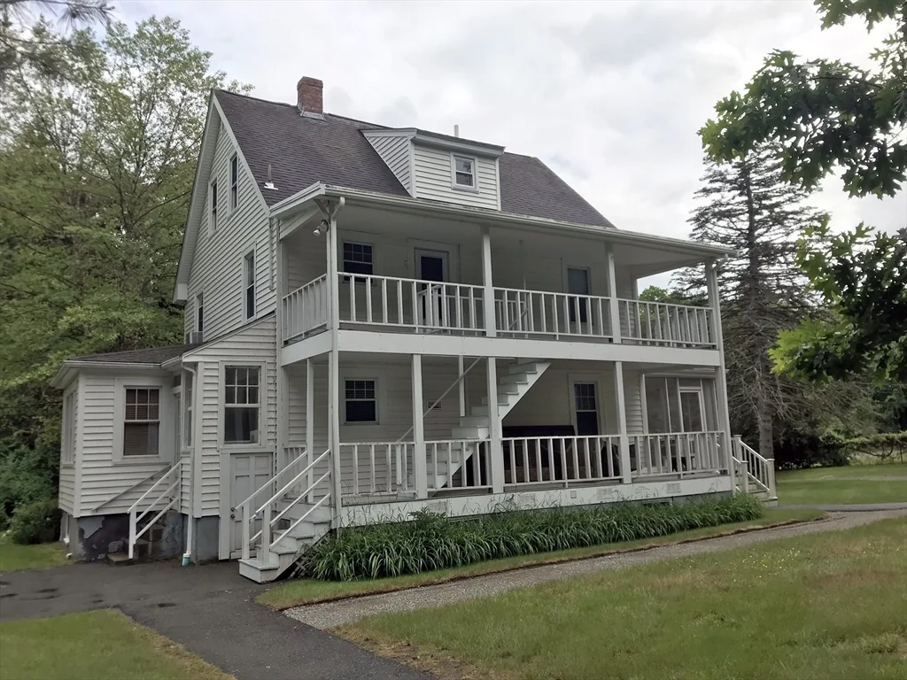 393 West St, Walpole