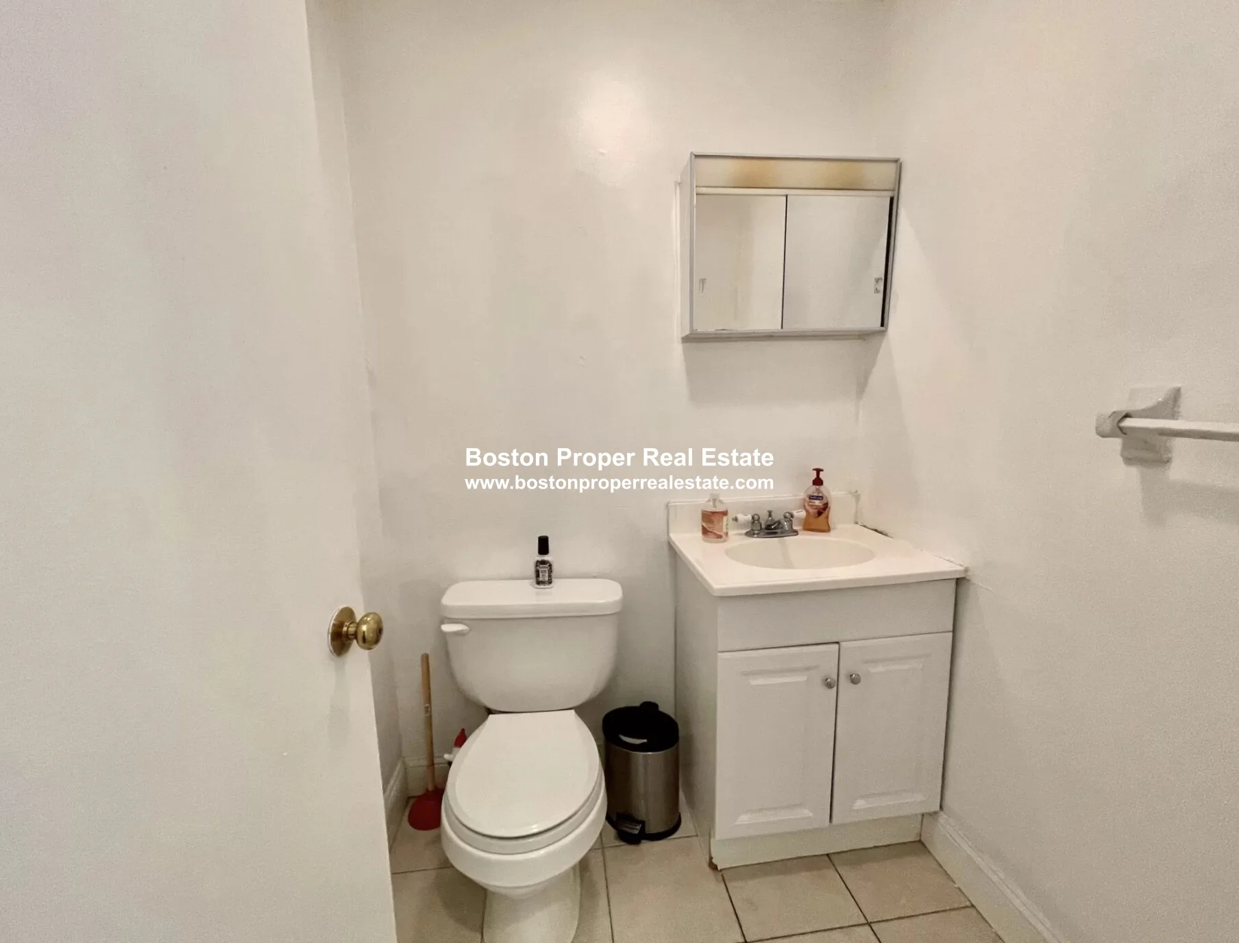 23 Cortes St, Back Bay