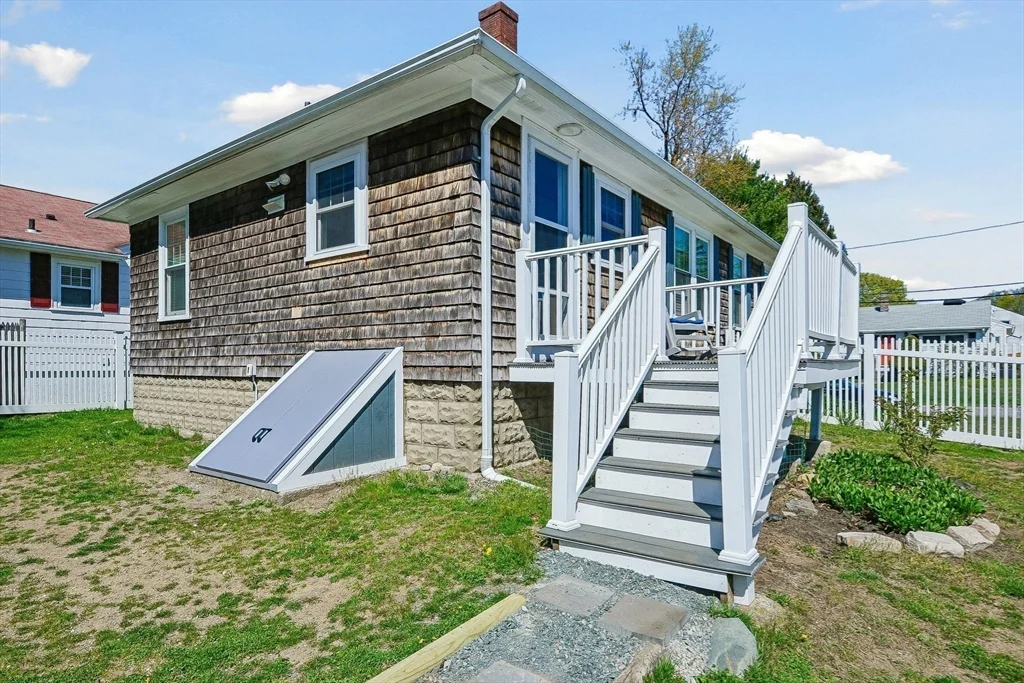 117 S Atlantic Ave, Warwick