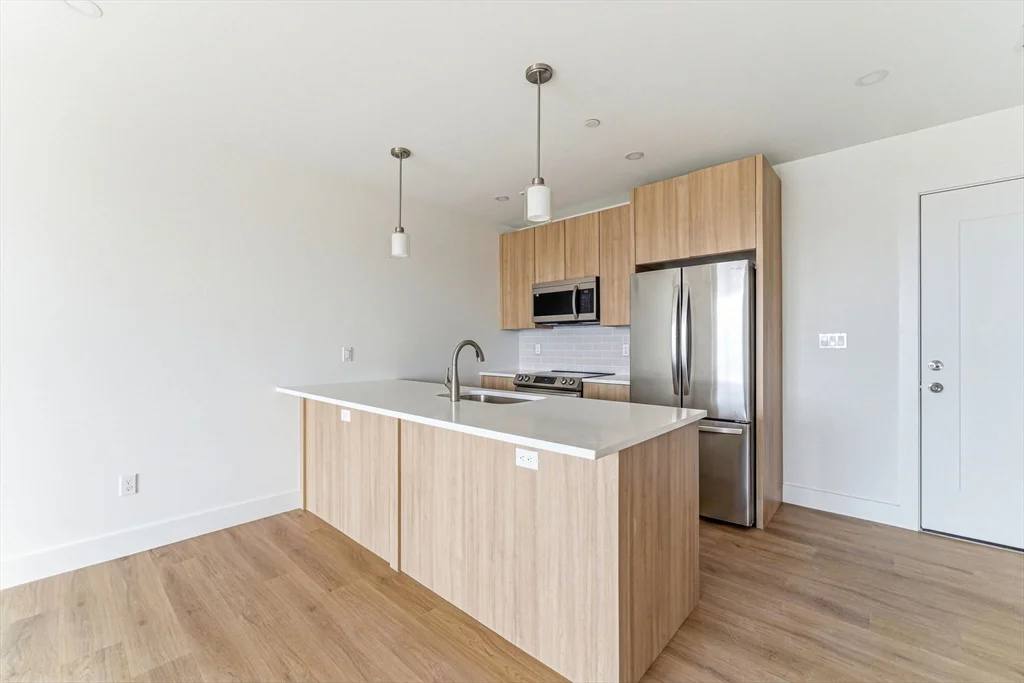 1035 Commonwealth Ave, Allston
