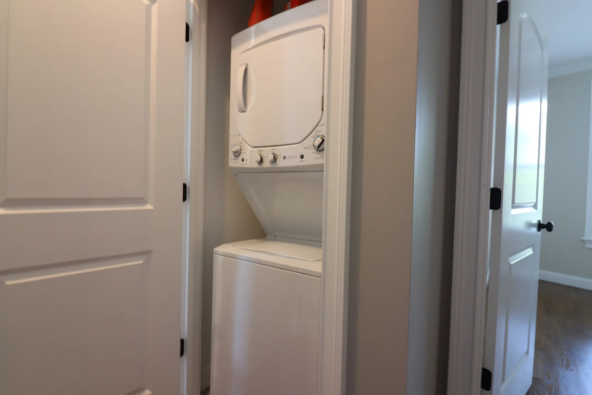 38-42 Hyde Park Ave, Jamaica Plain