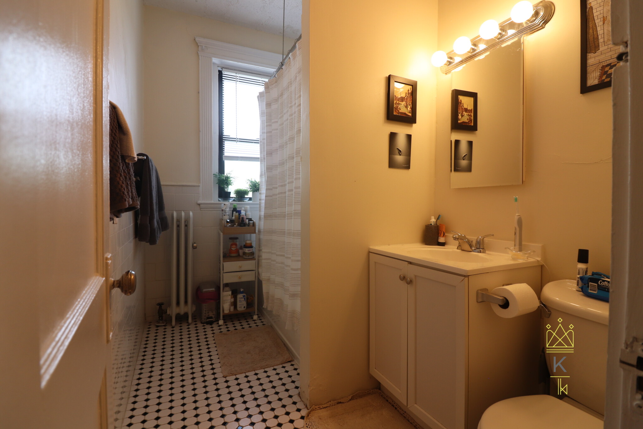 1963 Commonwealth Ave, Brighton