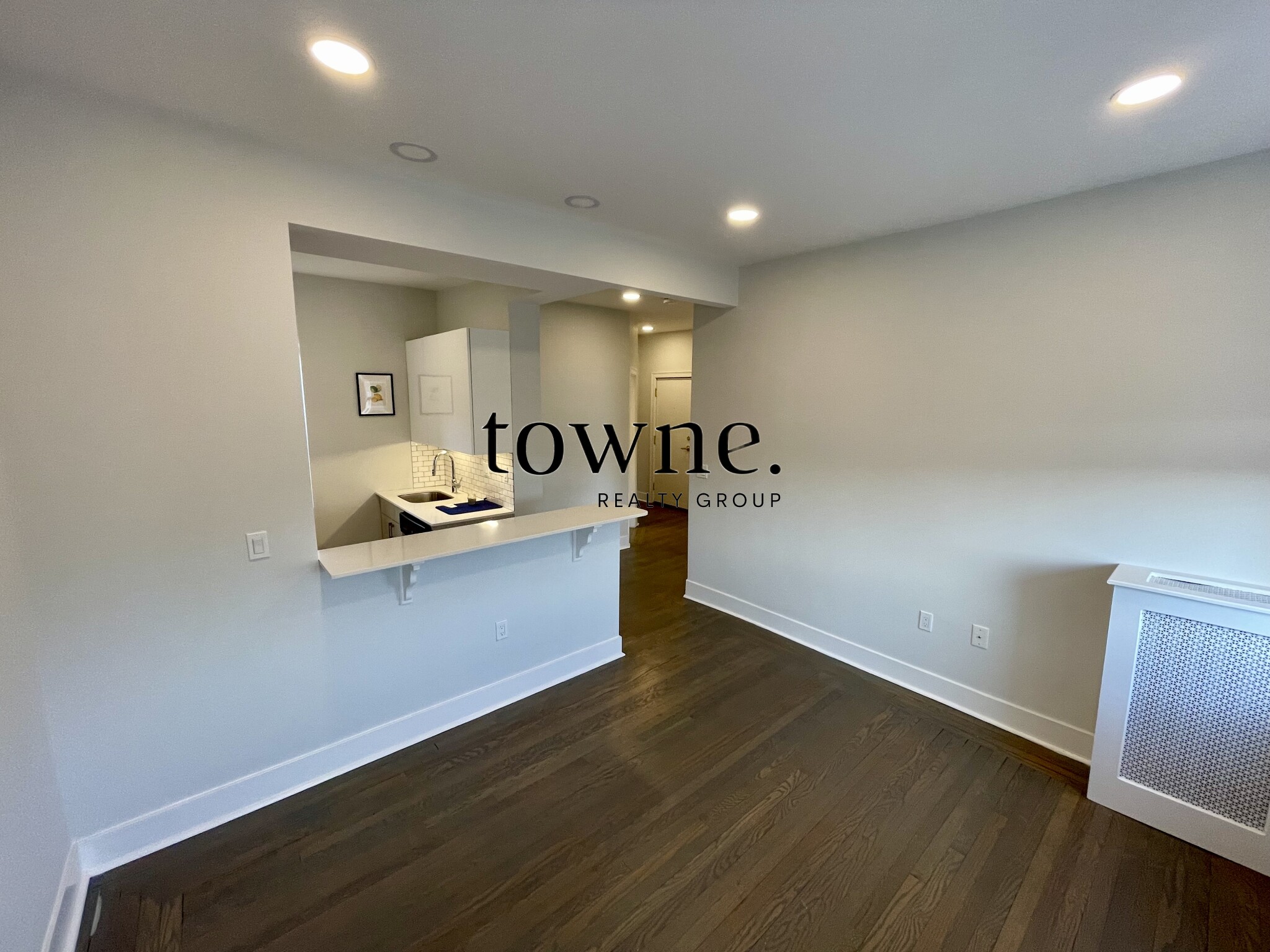 20 Queensberry St, Fenway