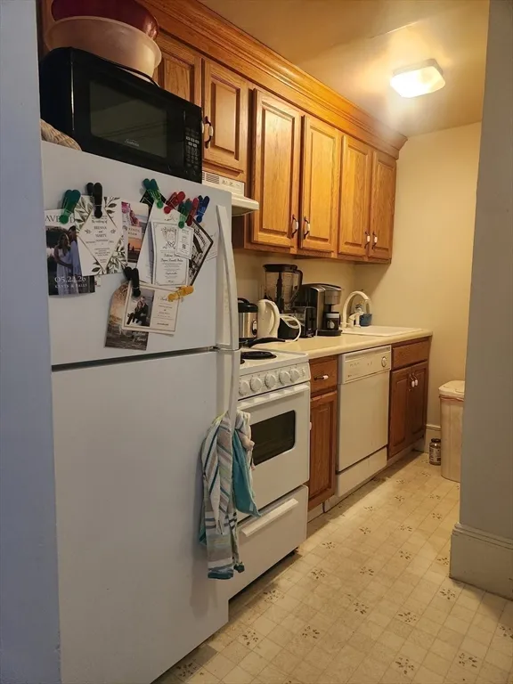 231 Commonwealth Ave, Back Bay