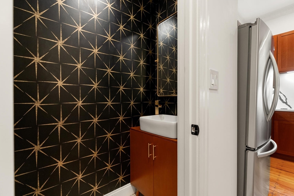 39 Mt Vernon St, Charlestown