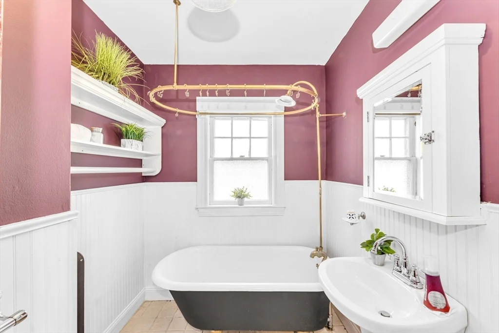 89 Dent St, West Roxbury