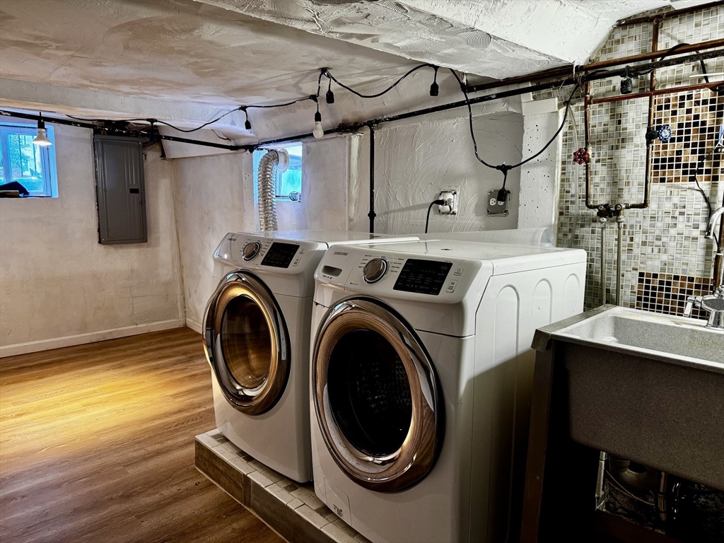 319 Washington St, Cambridge