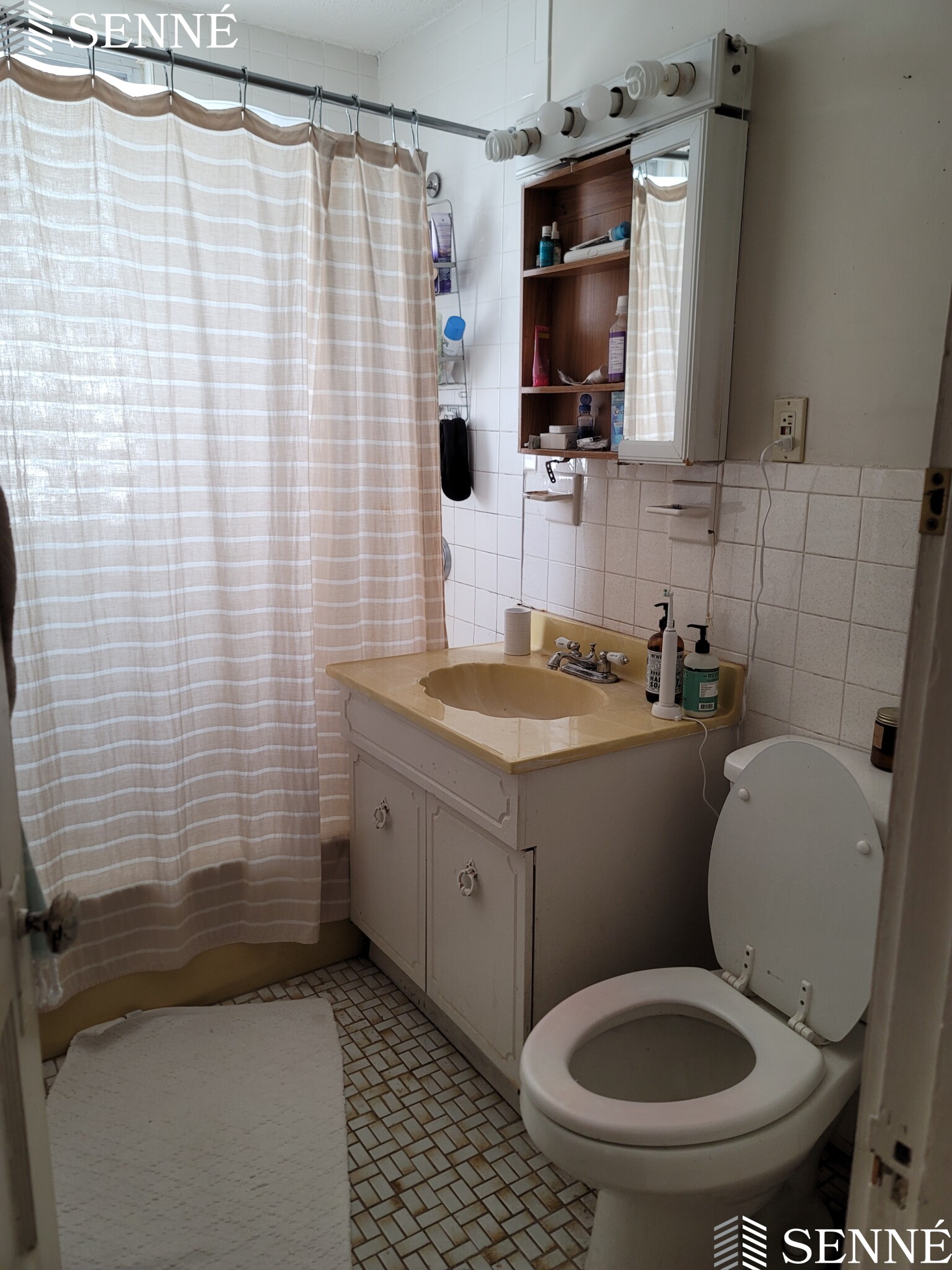 19 Ticknor, South Boston